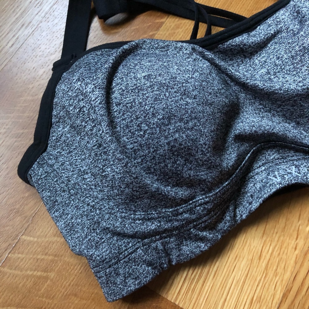 Victoria’s Secret Cross-Back Sports Bra